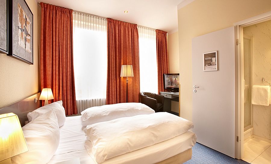 Hotel Ostseehalle Kiel By Premiere Classe Exterior photo